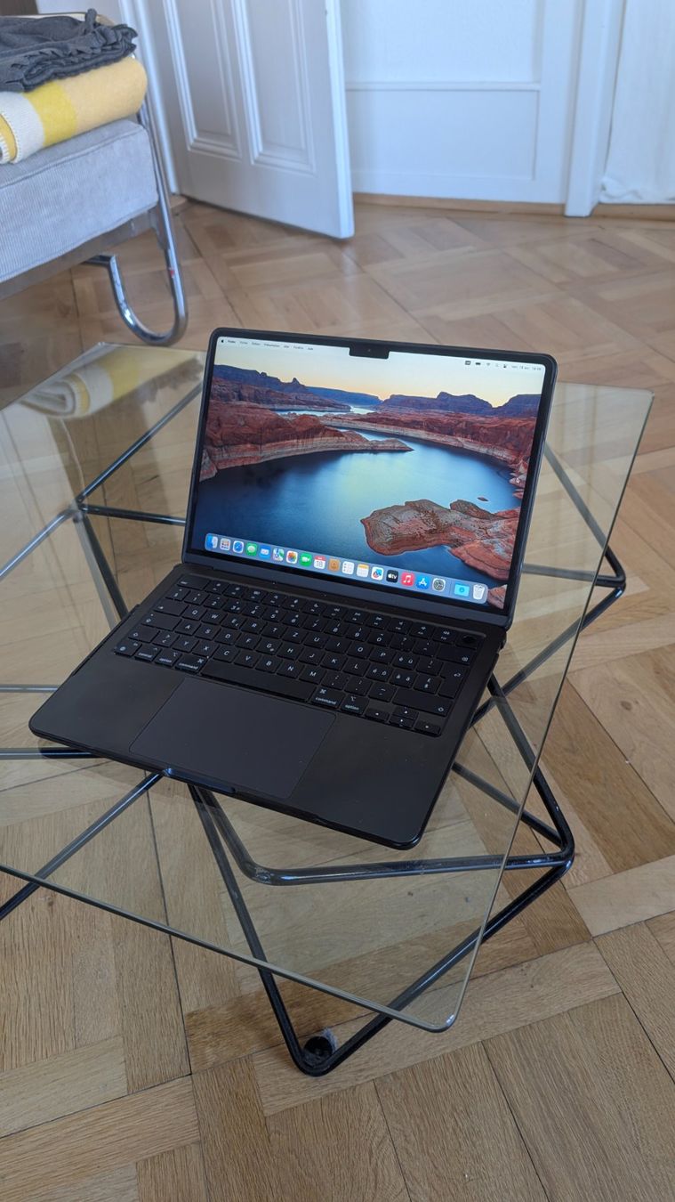 Apple Notebook: Macbook Air 2022 / Puce M2 / 8Go Ram / 1Tb SSD – Usato da Geneve venduto da floma_