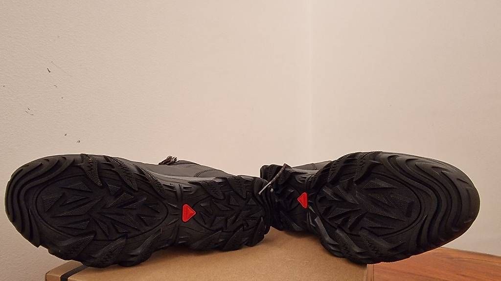 Salomon Scarpe da uomo: Salomon Boots EU 44 neu – Nuovo (secondo la descrizione) da Zürich venduto da sho_9b69 2