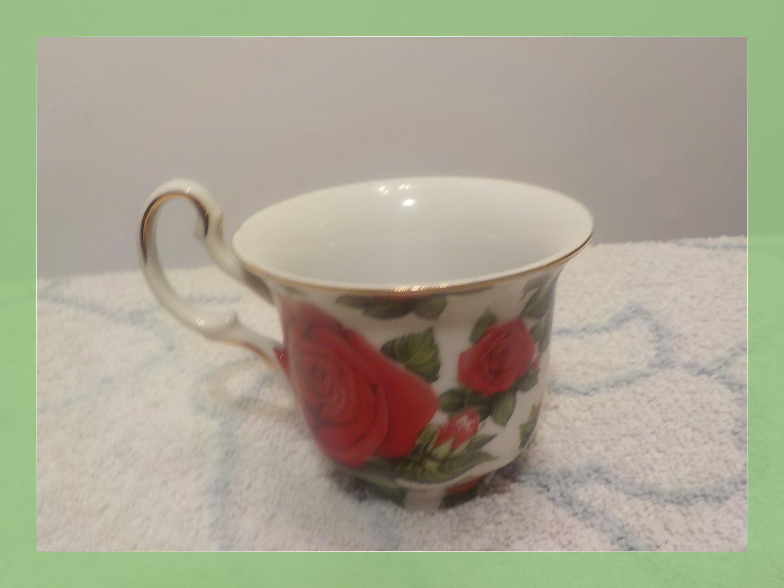 Set di piatti: Kaffeeservice Rosen 6teilig  im Karton – Usato da Bülach venduto da Freieck 3