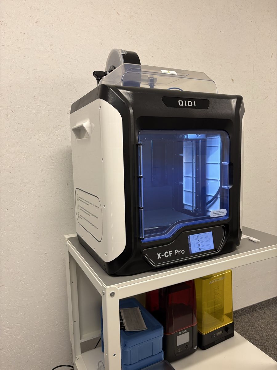 Imprimante 3D: QIDI tech X-CF Pro – D'occasion à Madetswil par magerber68 1