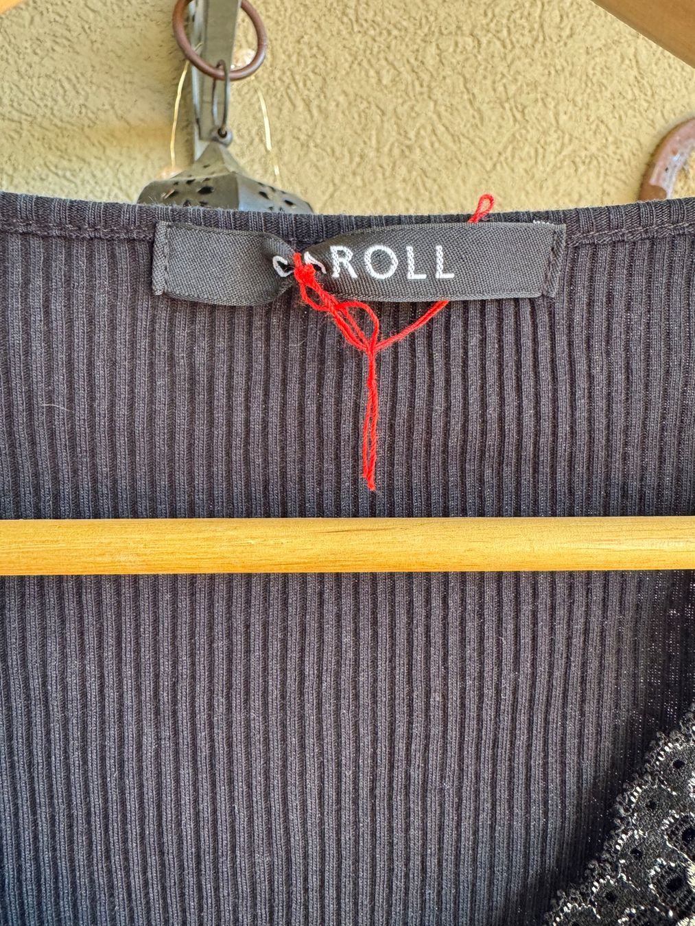 Caroll Top: Caroll langarm top mit spitze Gr.36 – Usato da Thun venduto da Iriska77 1