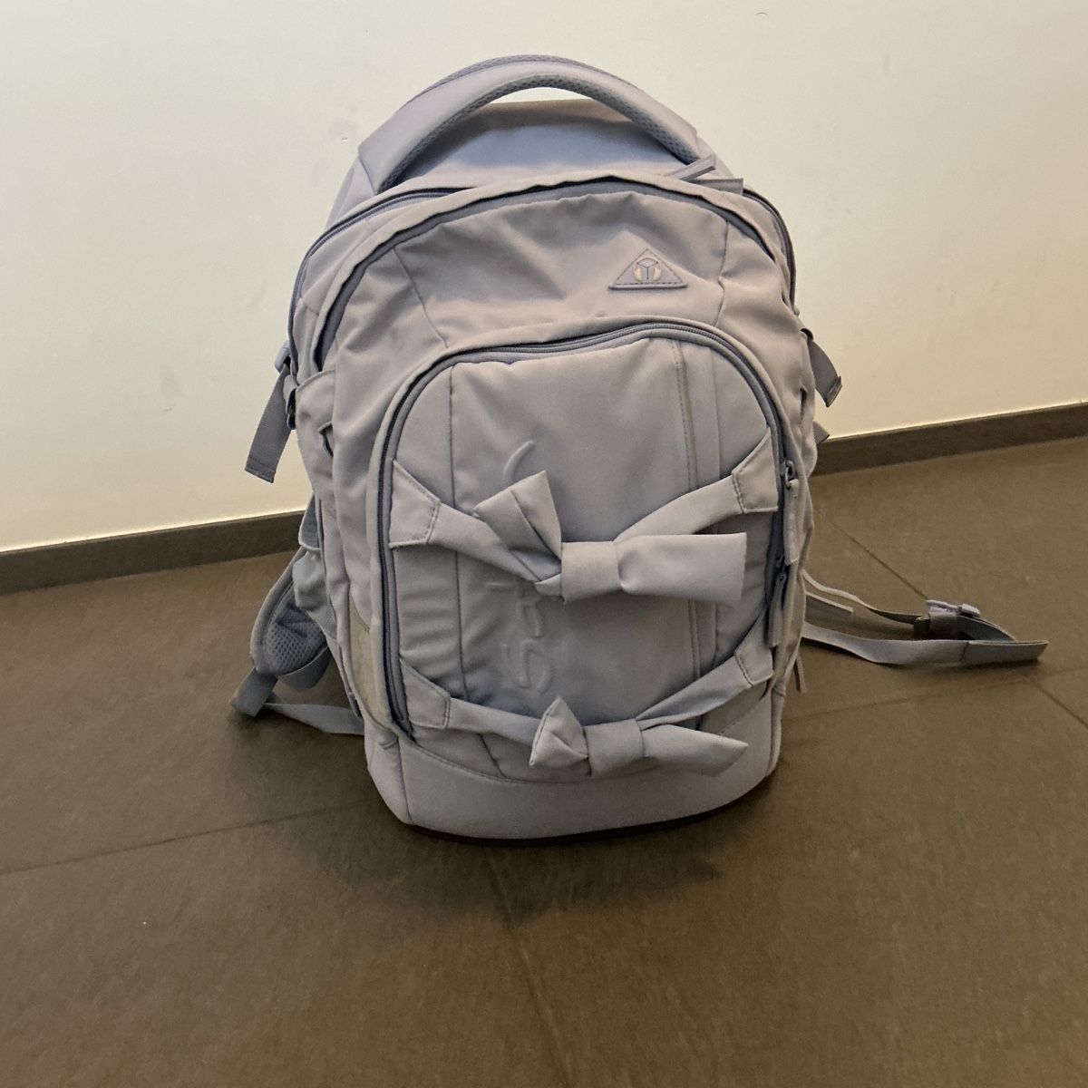 Satch Borse & Zaini: Satch Schulthek hellblau, top Zustand – Usato da Arth venduto da Windig 1