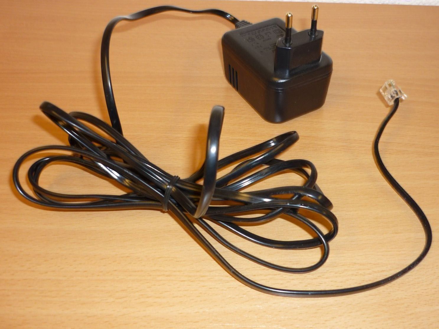 Laufwerke & Adapter: Adapter AC/DC für Bastler – Gebraucht aus Jonschwil von bsn_p8dl 1