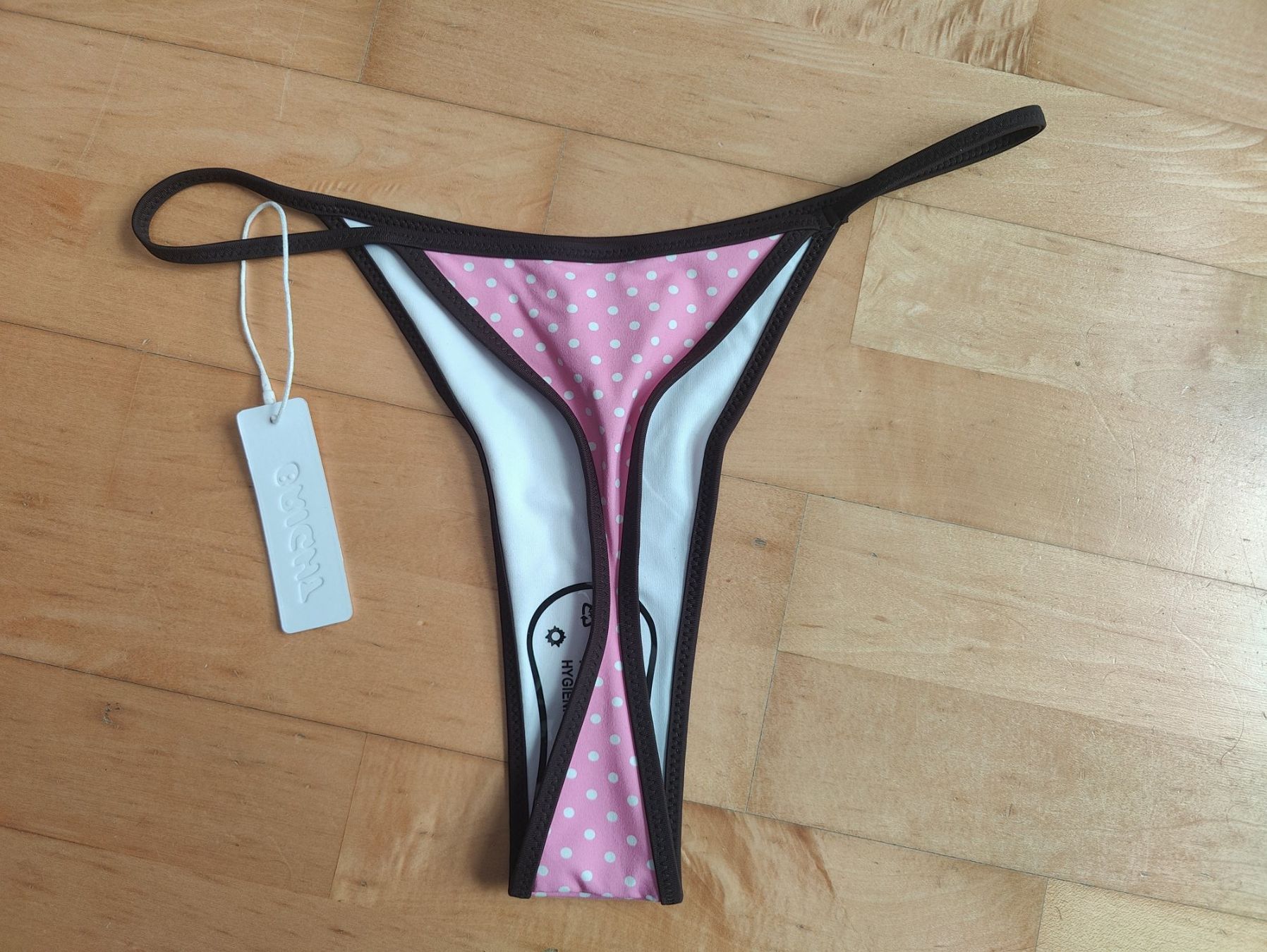 Costumi da bagno & Bikini: Bas de bikini string neuf BRIGHT Anya Jelly Bean (taille M) – Nuovo e nell'imballaggio originale da Marly venduto da Nabrudis 3