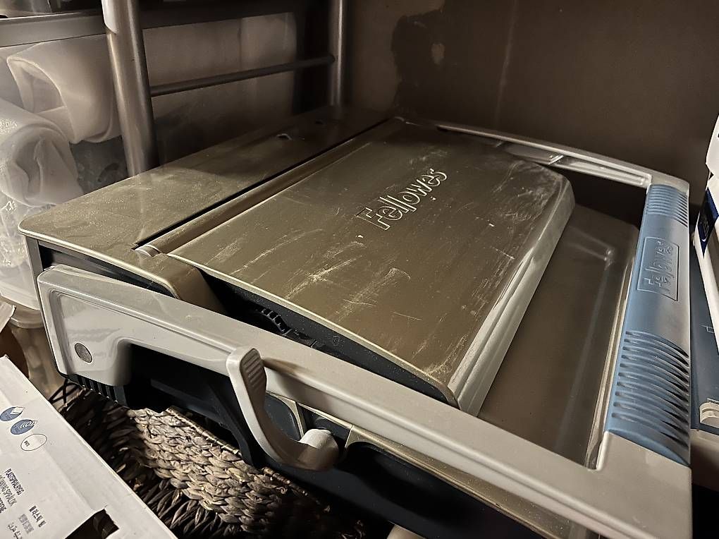 Macchine rilegatrici: Fellowes Ringmaschine Bindegerät – Usato da Schaffhausen venduto da Cmoonlight