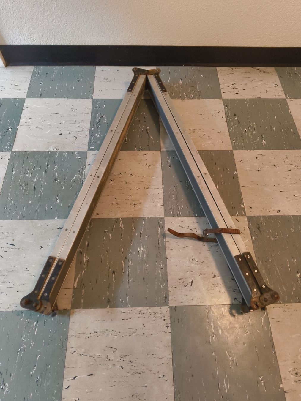 Tutti gli attrezzi: 4M Klappmeter Deko Bau Midcentury – Usato da stettlen venduto da VintageBern_ch 3