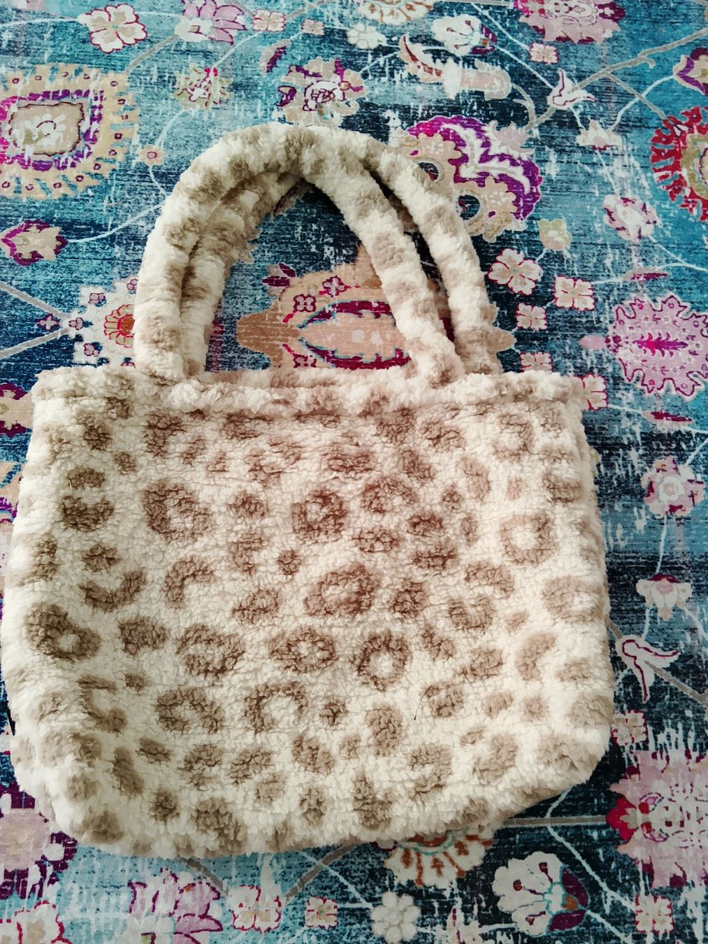 Borse da donna: Flauschige Leoparden Handtasche – Nuovo (secondo la descrizione) da Bellikon venduto da MellonCollieMitTwint