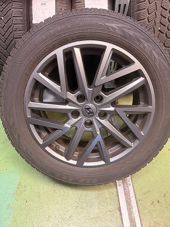 Pneumatici & Ruote complete: Hyundai Tucson - Roues hiver complètes – Usato da Bellevue venduto da Sybe66