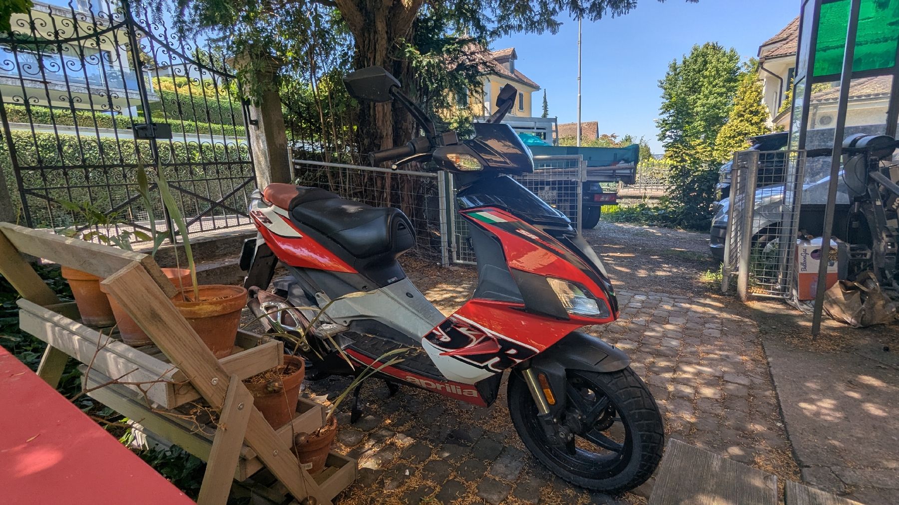 Aprilia Scooters: Aprilia SR 50 R – D'occasion à Kilchberg ZH par magictobi 5