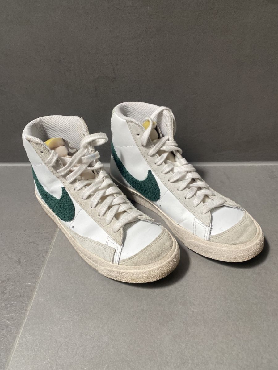 Scarpe da uomo: Nike Blazer Mid 77 – Usato da Wettswil venduto da coalva980001