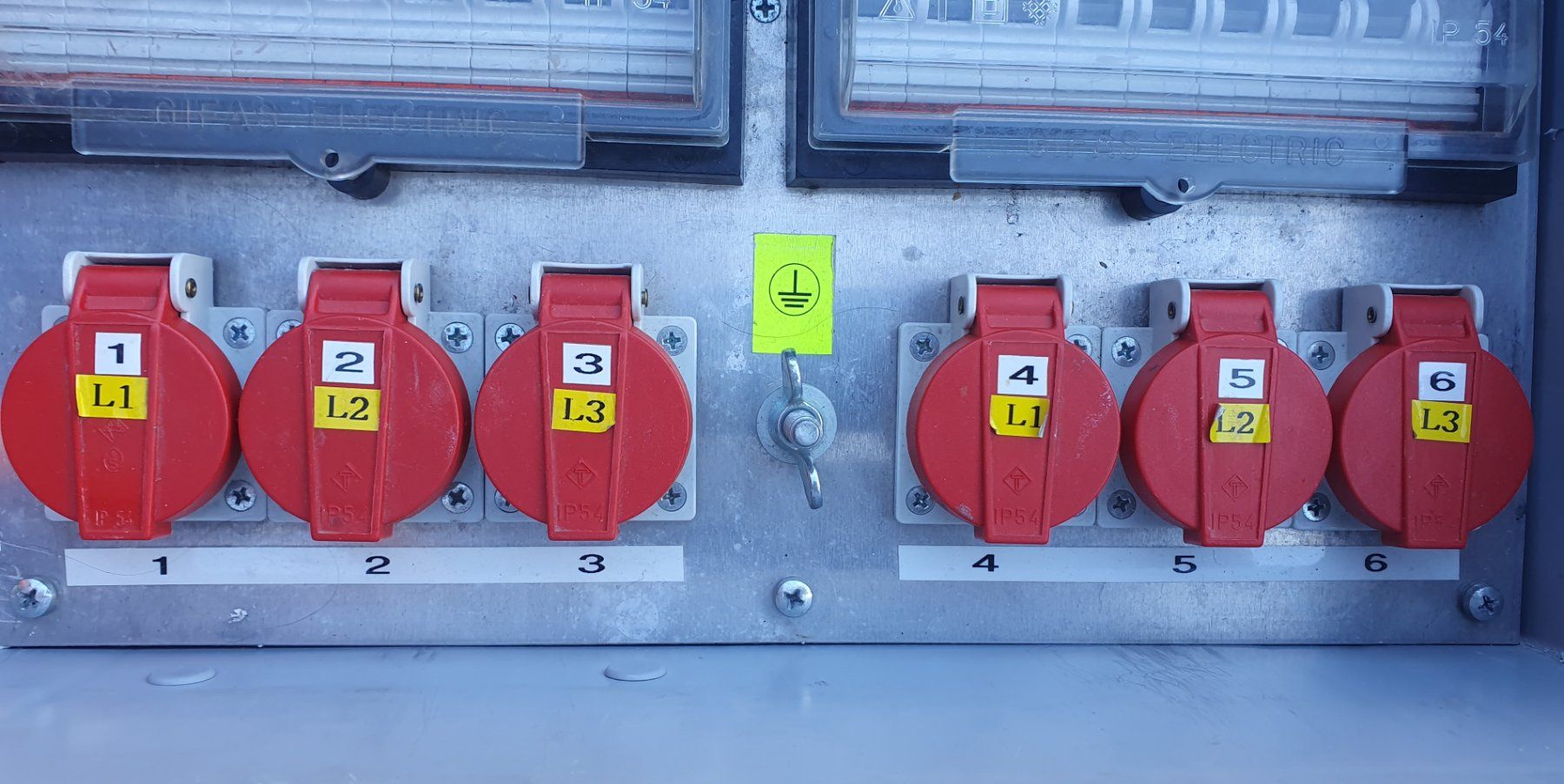 ABB Elettrotecnica: Baustromverteiler- Anschlussschrank, mobil, ABB/SMISSLINE, 6 – Usato da Winterthur venduto da BauTeilLaden2000 5