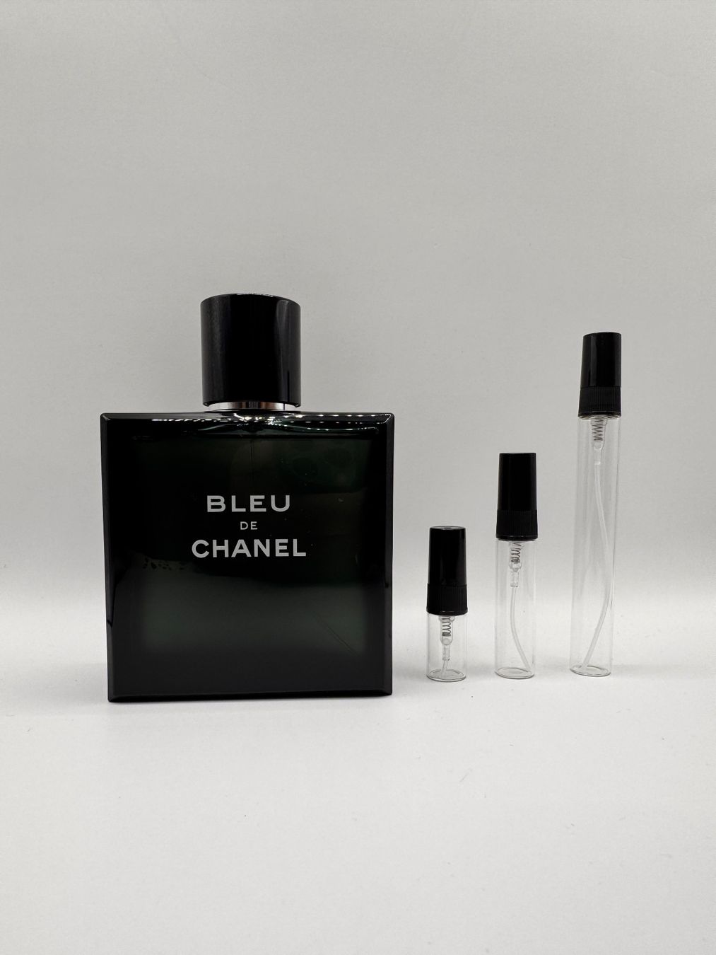 Chanel Profumi & Eau de Toilette: Bleu de Chanel Eau de Toilette 2 ml Probe – Nuovo (secondo la descrizione) da Düdingen venduto da parfum_tester