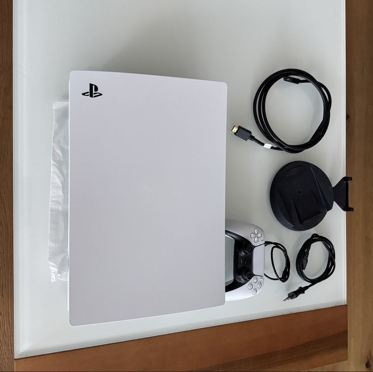 Sony Console: Sony PlayStation 5 Disc Edition  – Usato da Chur venduto da ObiZilla 2
