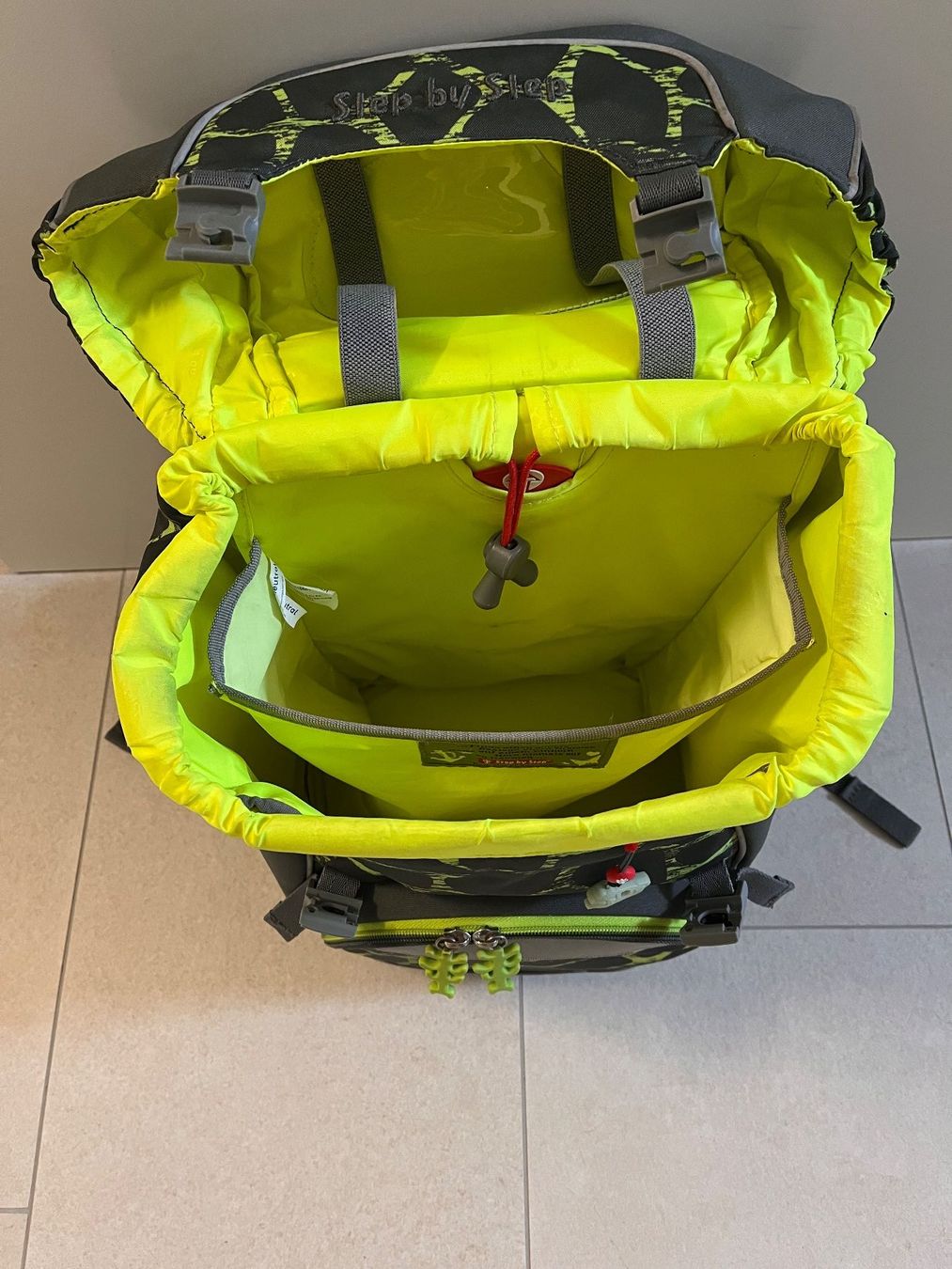 Ergobag Kindertaschen: Ergobag step by step Schulsack – Gebraucht aus Worben von Jimmymania 3
