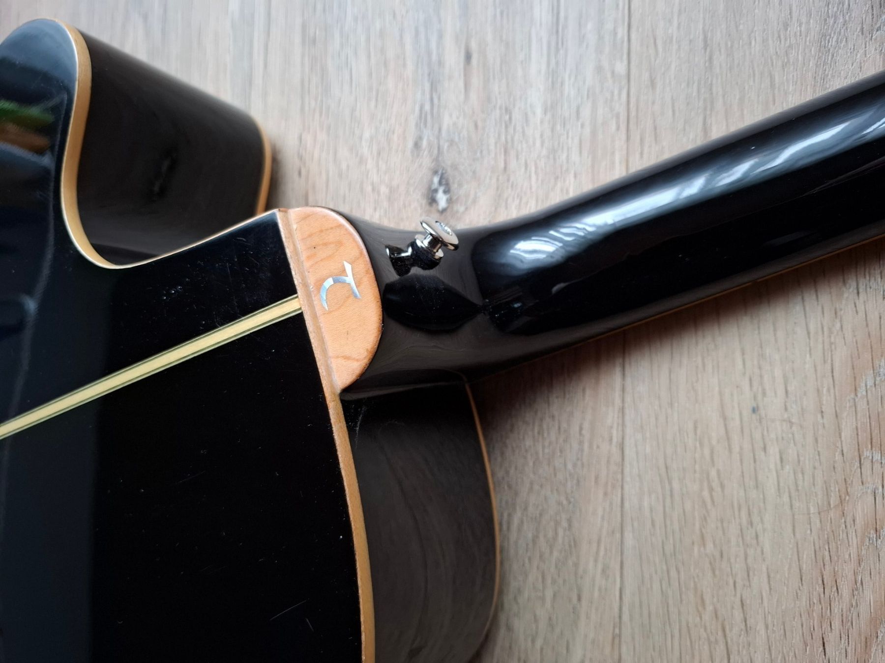 Strumenti musicali: Tanglewood Evolution TSF CE BK Akustik Gitarre – Usato da Guntershausen venduto da iceroom 7