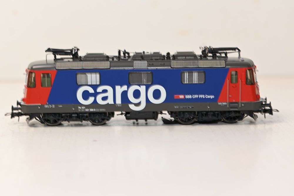 Re 421 Cargo Roco HO/AC Digital mit OVP Top Zustand (Neu (gemäss ...