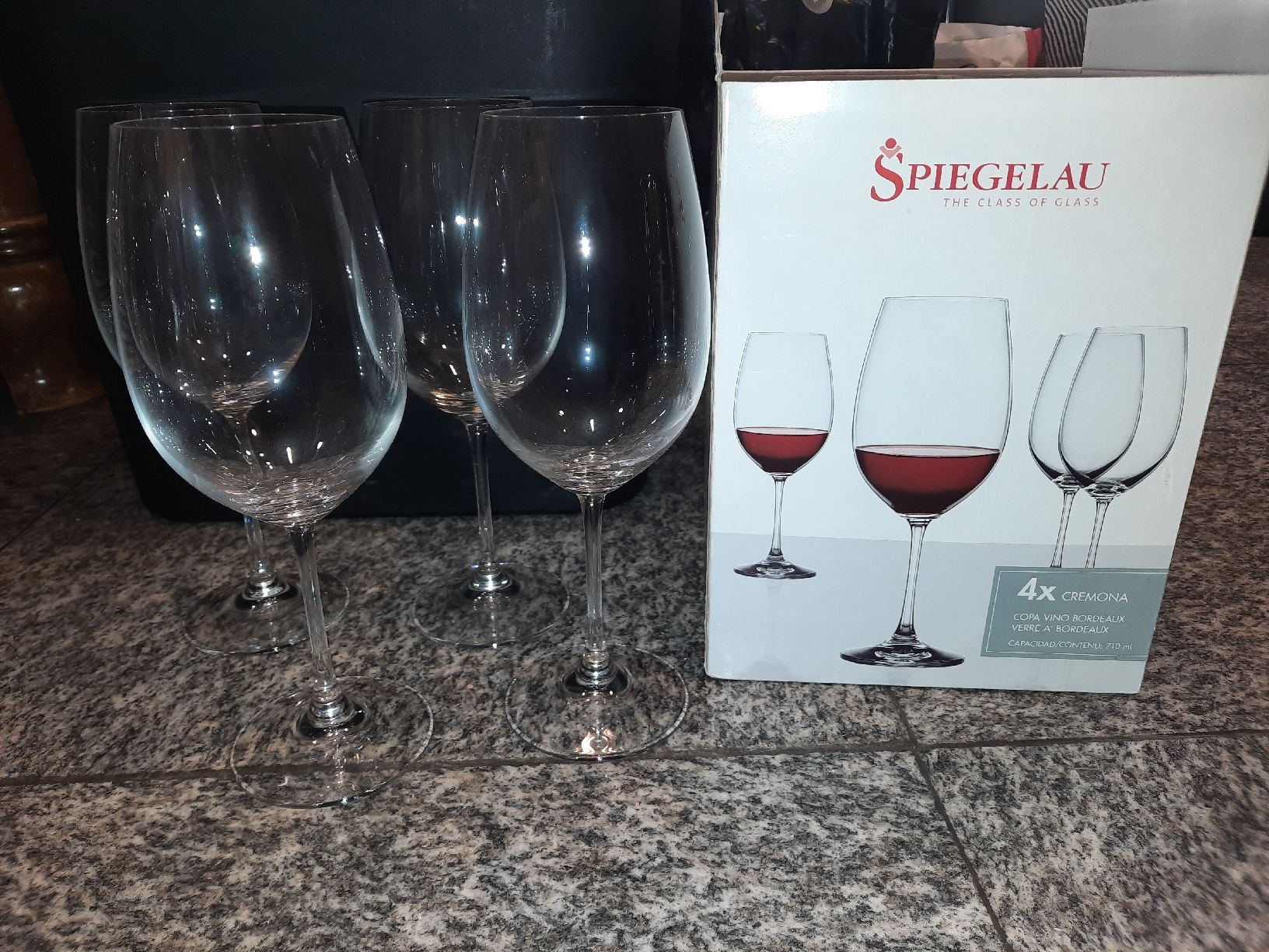 Bicchieri: 4 Bicchieri per Bordeaux – Nuovo e nell'imballaggio originale da Biasca venduto da Old_6blh 1