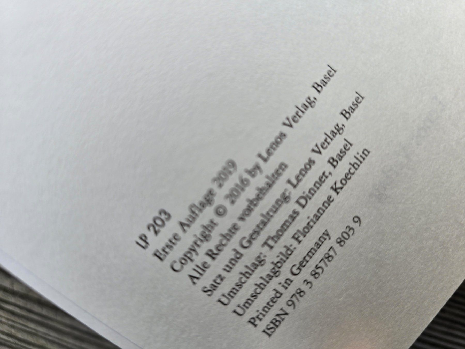 Libri: Buch: Schwatzhafte Tomate, wehrhafter Tabak – Nuovo (secondo la descrizione) da Romanshorn venduto da Rachacha 1
