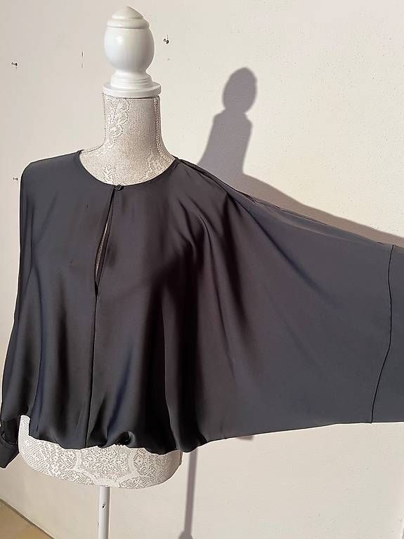 Cos Blusen: COS Bluse – Gebraucht aus wolfhausen von per13lina 1