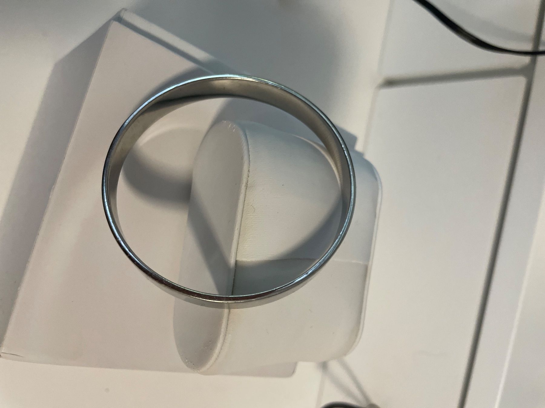 Calvin Klein Bracciali & Braccialetti: Calvin Klein - Armreif Ck – Usato da Rüti ZH venduto da EMCRM