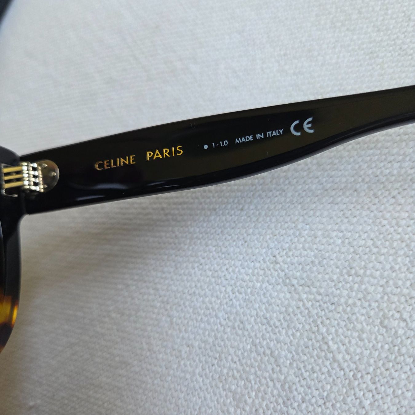 Celine Occhiali & Lenti: Céline lunettes de soleil Shadow CL4001IN 05F – Usato da Onex venduto da AF. 5