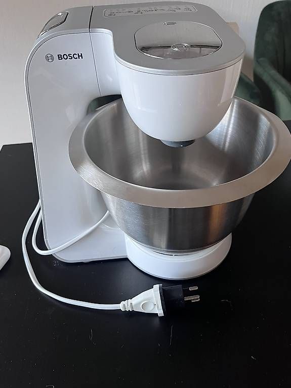 Bosch Küchengeräte: BOSCH MUM Küchenmaschine weiss – Gebraucht aus Chur von sumsii05