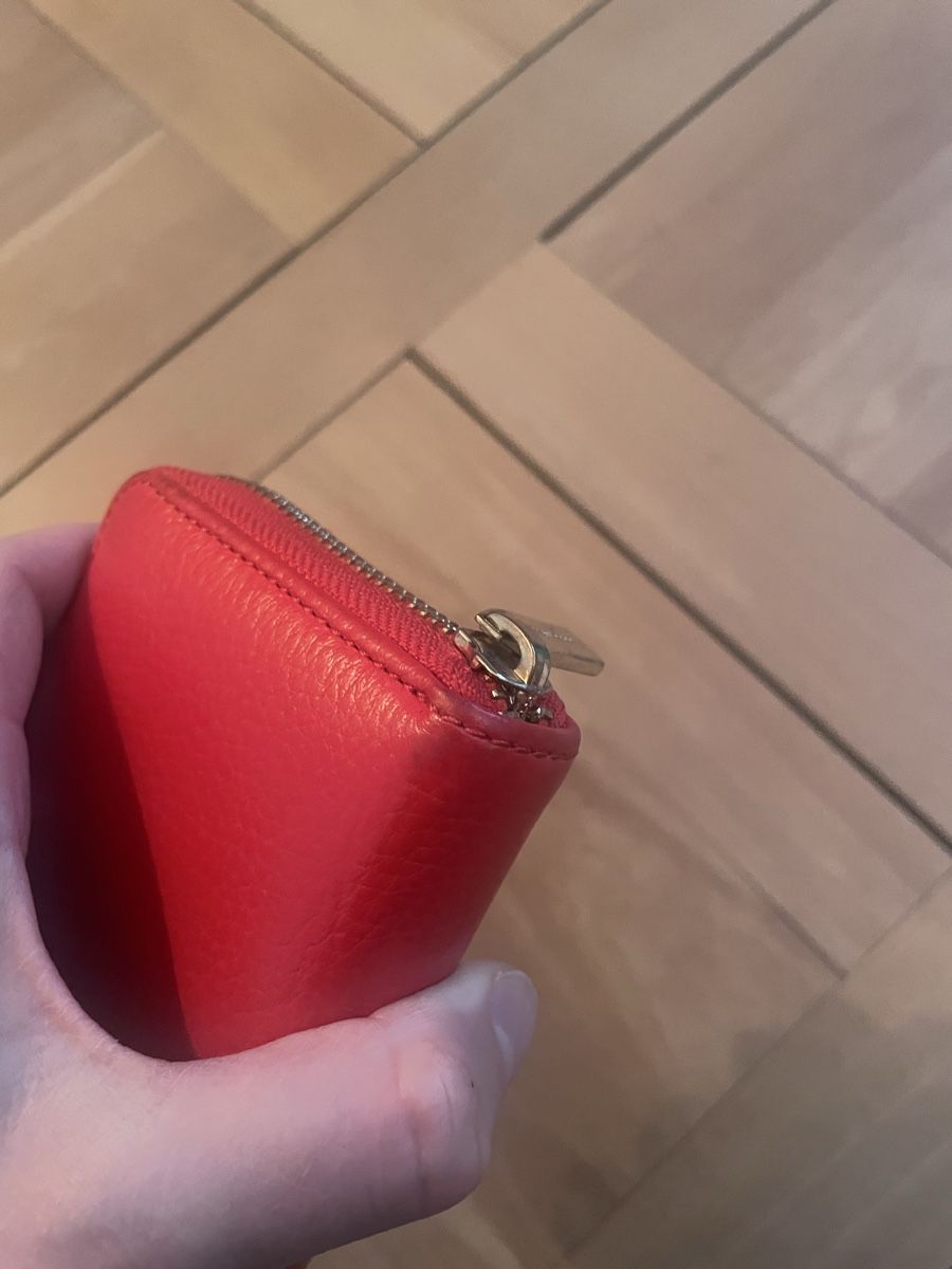 Coccinelle Portemonnaie: Coccinelle Portemonnaie Rot – Gebraucht aus Zürich von 28881084 3