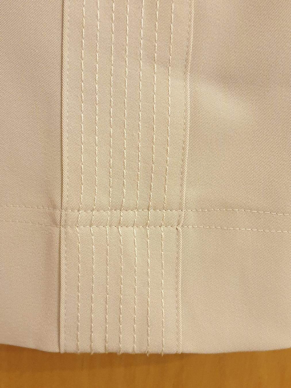 Pantaloni: Pantalon court/capri, L, gris clair, excellent état – Usato da Neuchâtel venduto da Verenas12 3