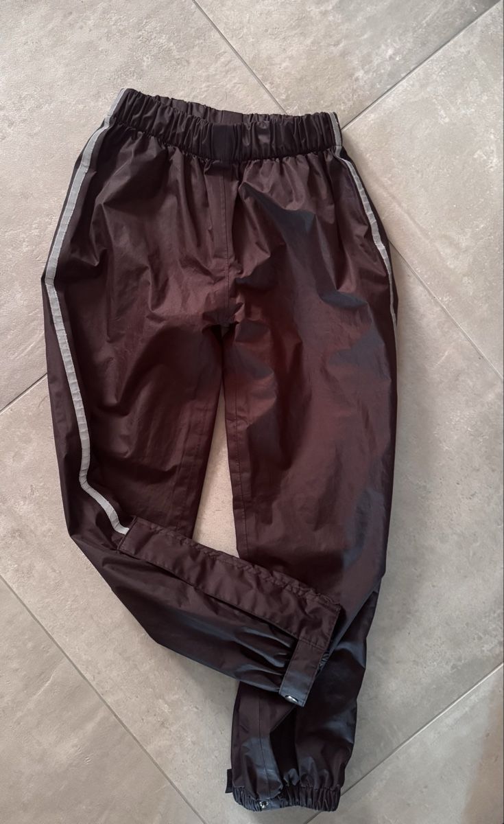 Hosen: Trevolution Regenhose Gr. 140 – Gebraucht aus Buchs SG von Scheni71