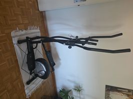 Crosstrainer schwarz mit Trainingscomputer guter Zustand