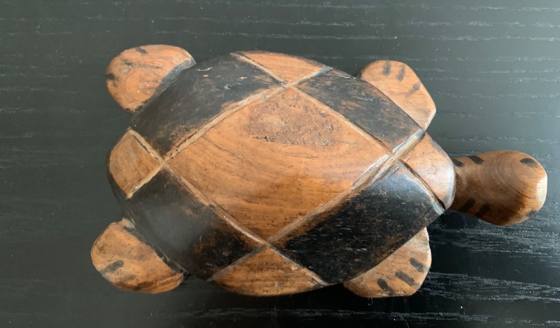 Statuette: Holzschildkröte Dekofigur geschnitzt – Usato da Wettswil venduto da cipollina71 1