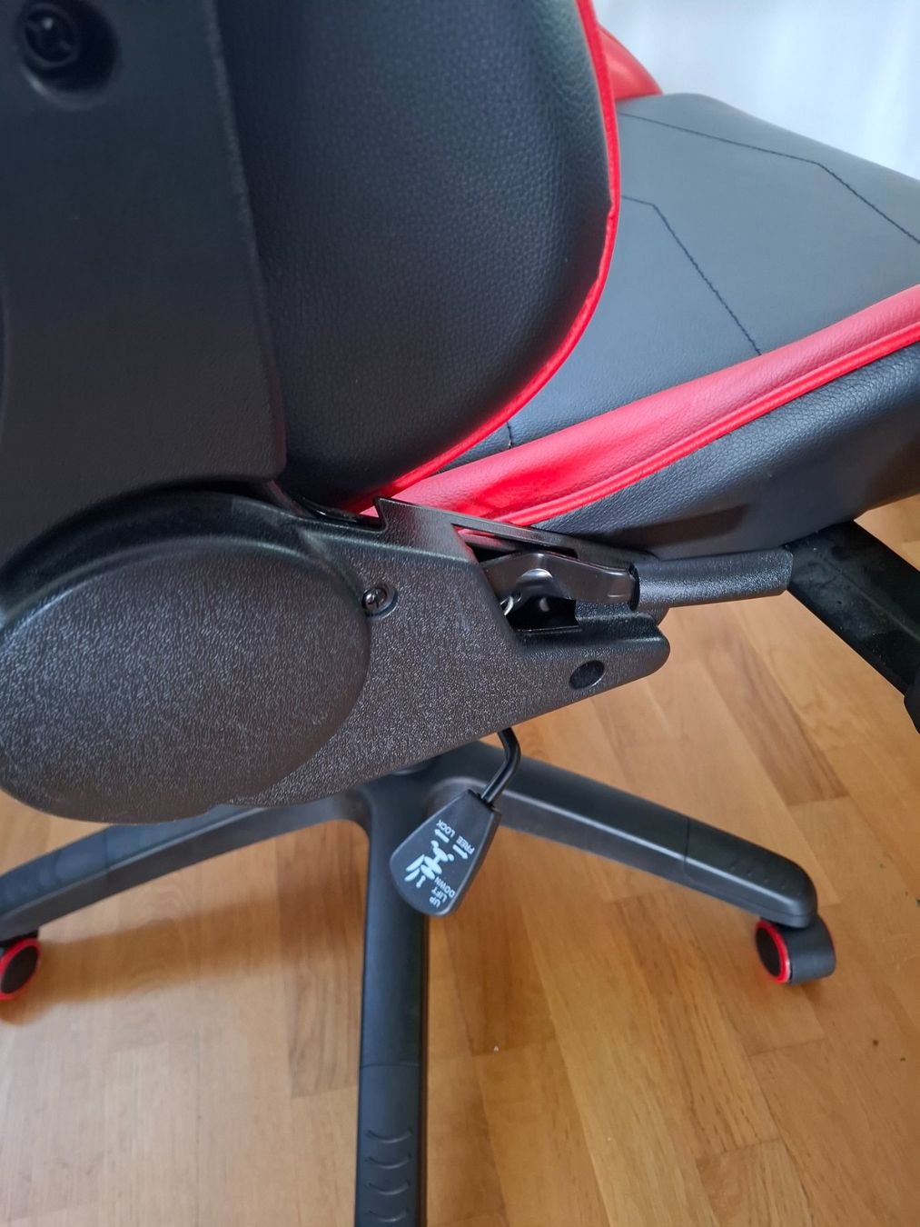 Stühle: Gamingchair Bürostuhl – Gebraucht aus Hombrechtikon von tatjana.kaelin 4