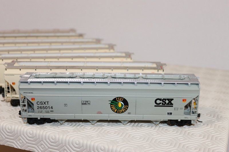 Trains électriques: 7 US Güterwagen ( 551 ) – D'occasion à Kerzers par Winu64 1