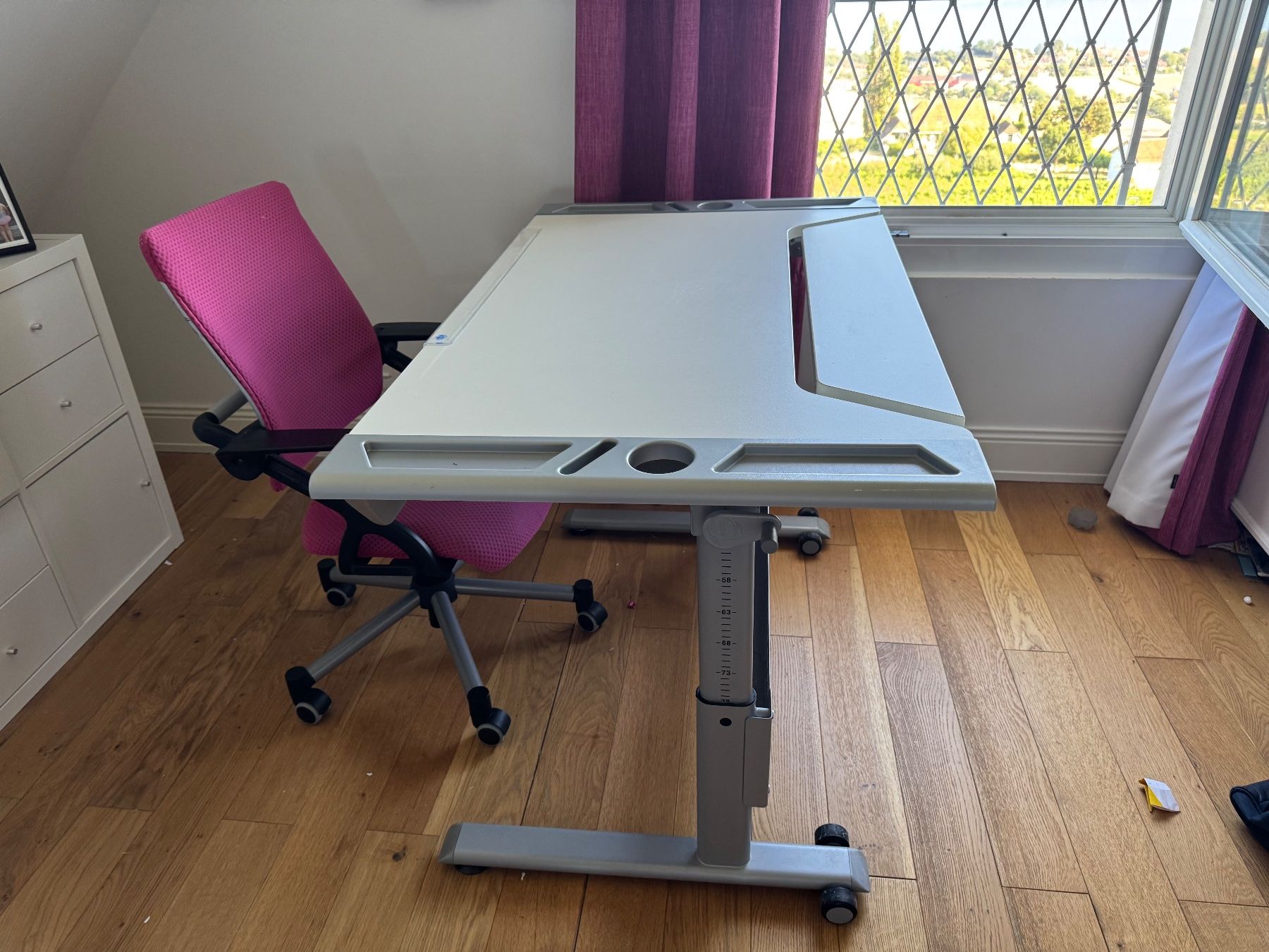 Tischset: Bureau enfant avec chaise PAIDI – Gebraucht aus Féchy von caroleswill