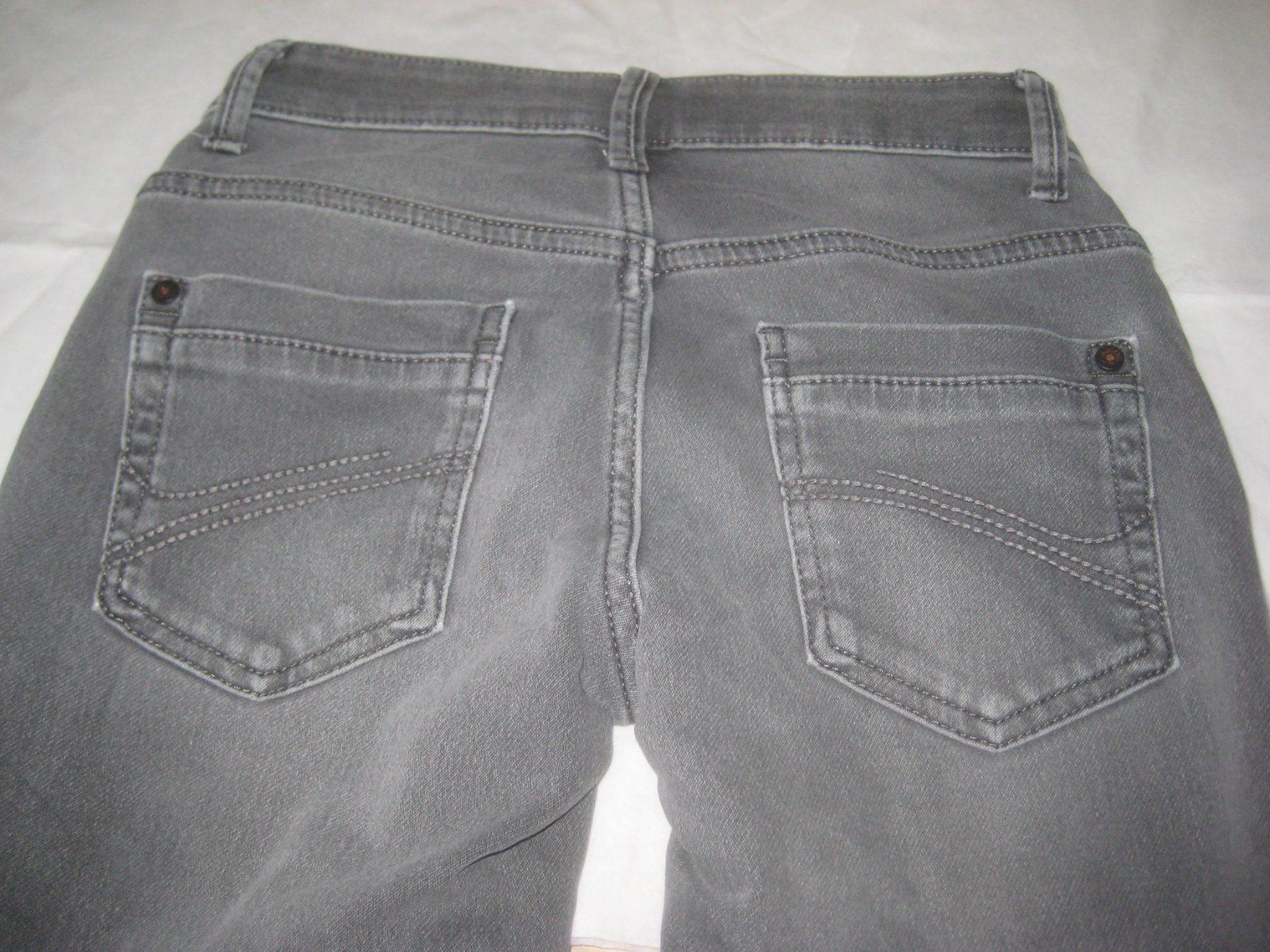 C&A Pantaloni: KNABEN HOSE – Usato da Uster venduto da flocke1 2