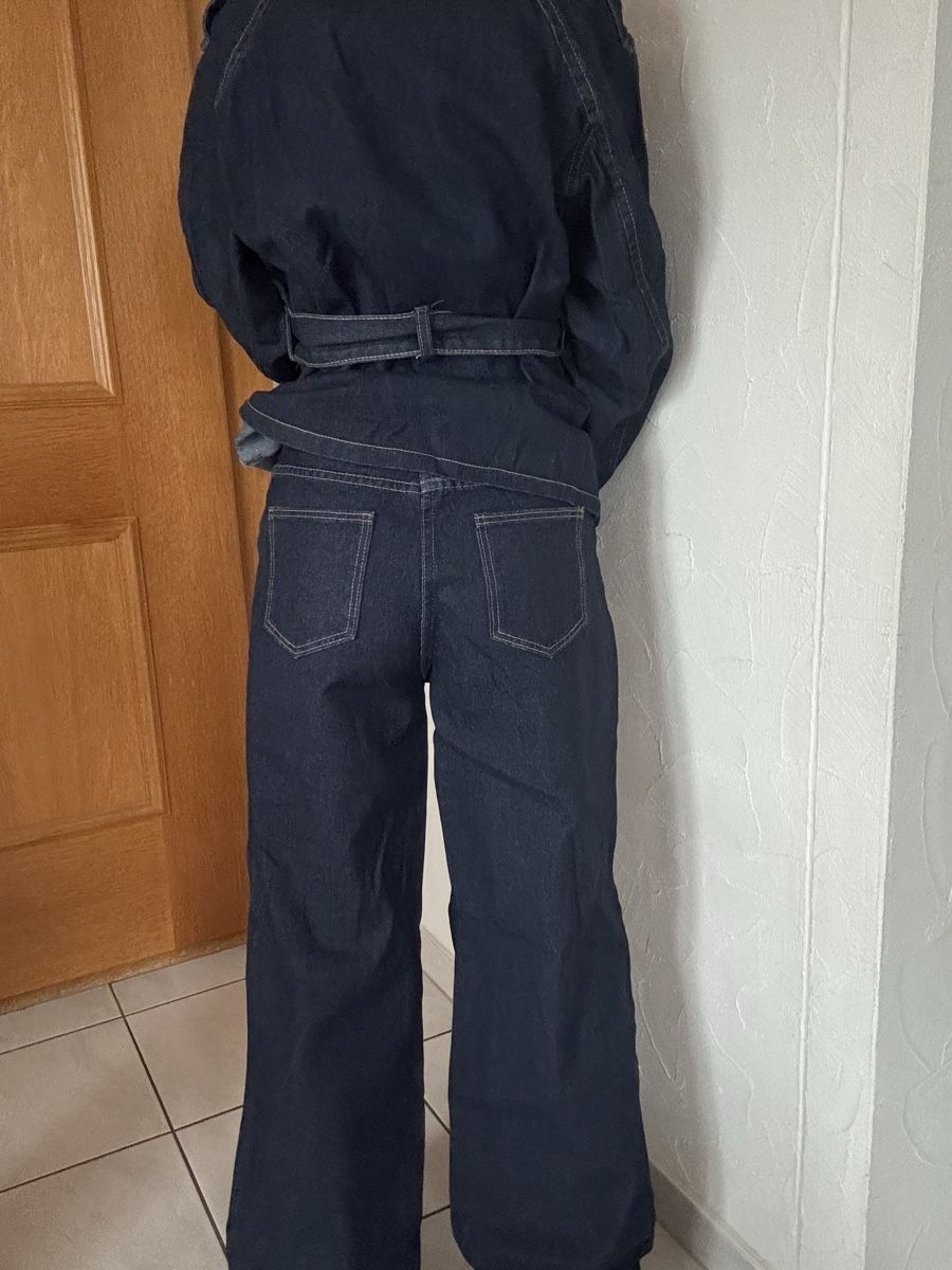 Completi & Tailleur: Jeans Zweiteiler mit Gürtel – Usato da Hergiswil NW venduto da kaufe_bei_kaufmann 4