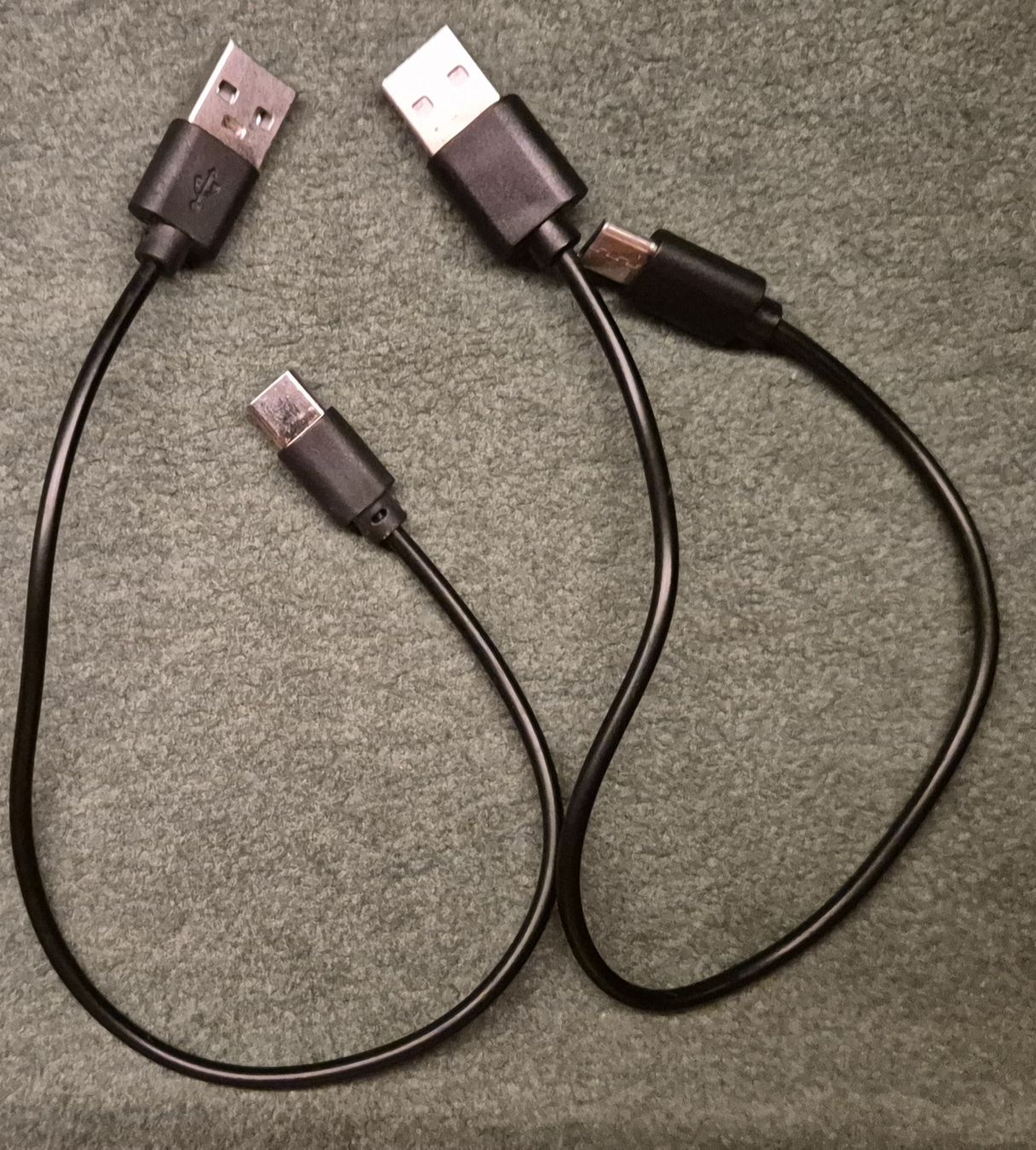 Cavi: USB Kabel Set mit USB C. – Usato da Halten venduto da GiMu.84