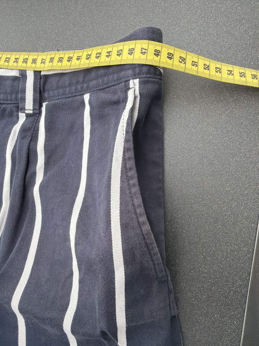 Tommy Hilfiger Pantaloni: Shorts Hilfiger (M) – Usato da Vezia venduto da sidu03 3