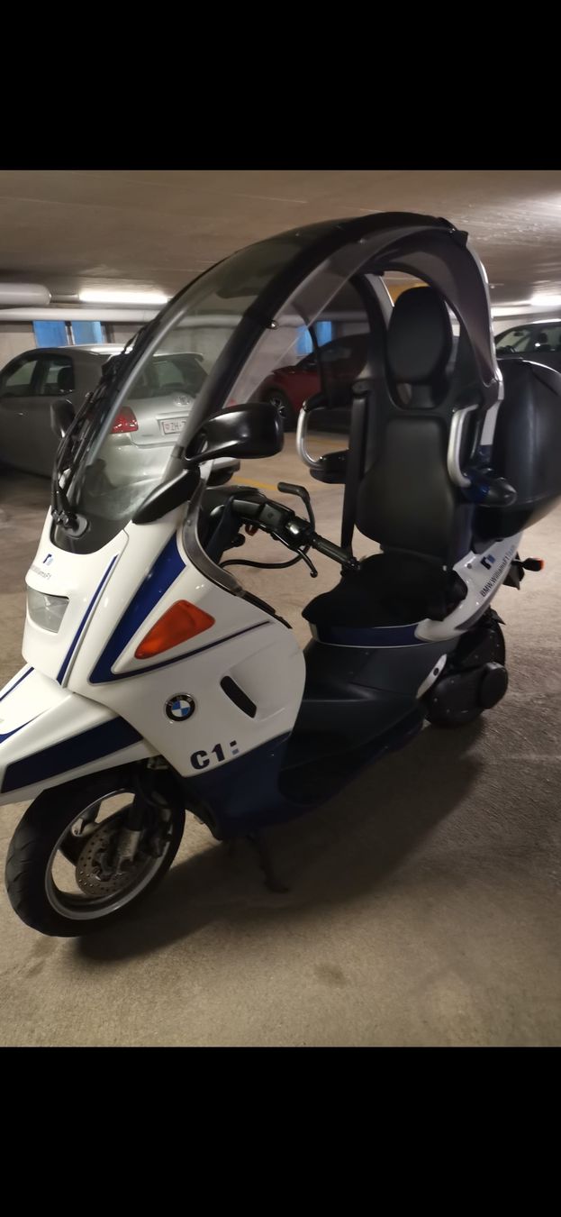 BMW Strasse: bmw c1 Roller – Gebraucht aus Watt von HERCOLAS 3