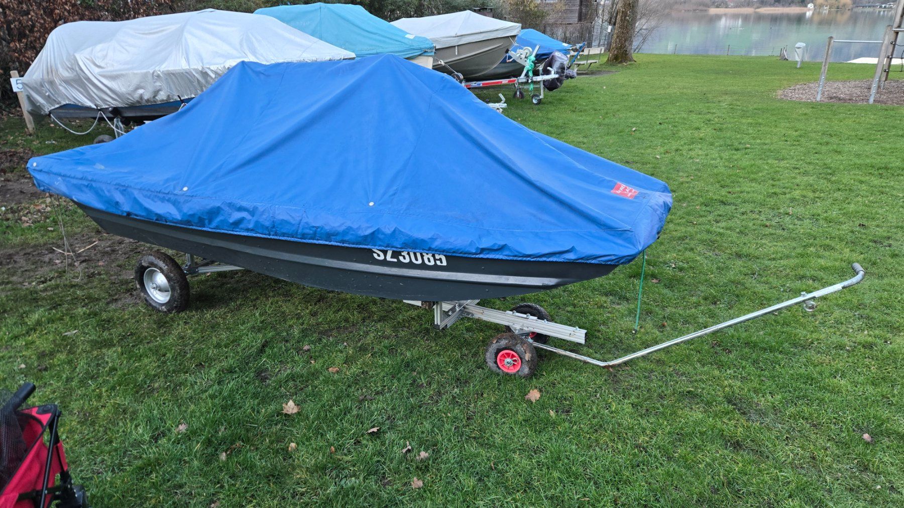 Boote: Aluboot Yamaha 8ps – Gebraucht aus Lauerz von Vibasin