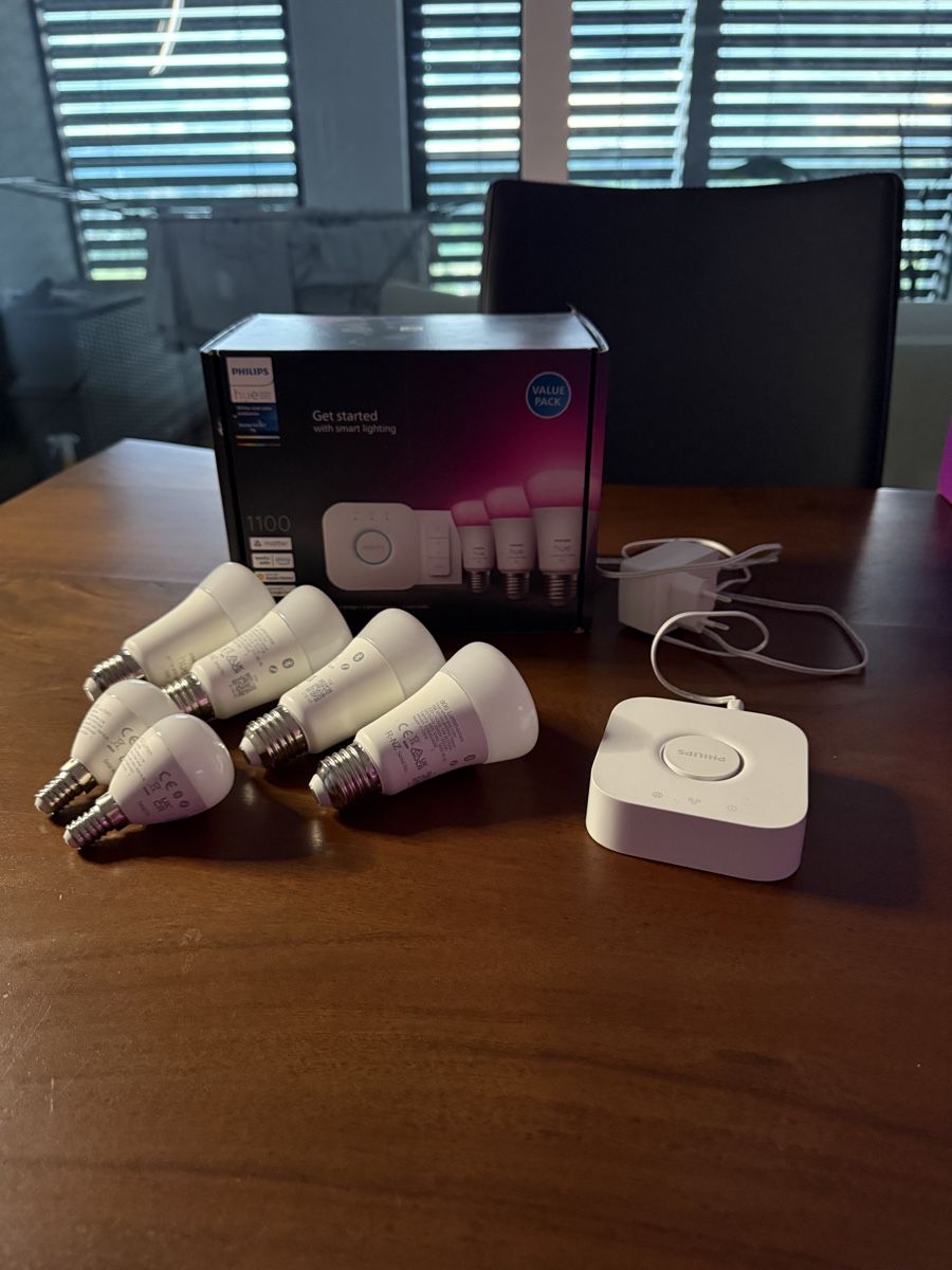 Philips Lampade: Philips Hue Set / Sync box, Light Strip, Glühbirnen and more – Usato da Pratteln venduto da FabianApp 4