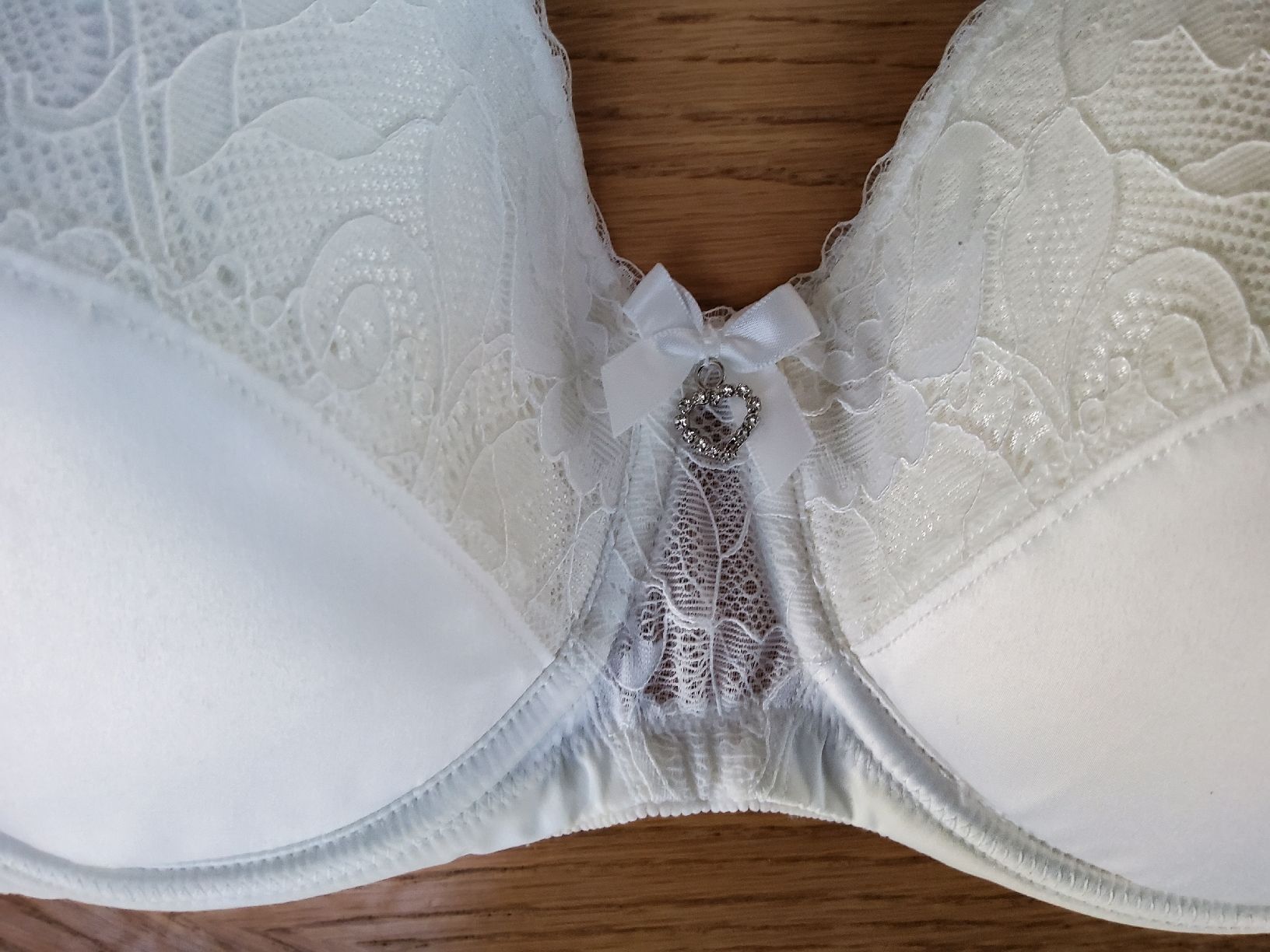 Altra biancheria intima: BH 95B Poirier mit/ohne Träger – Usato da Le Vaud venduto da Cherzemacheri 2