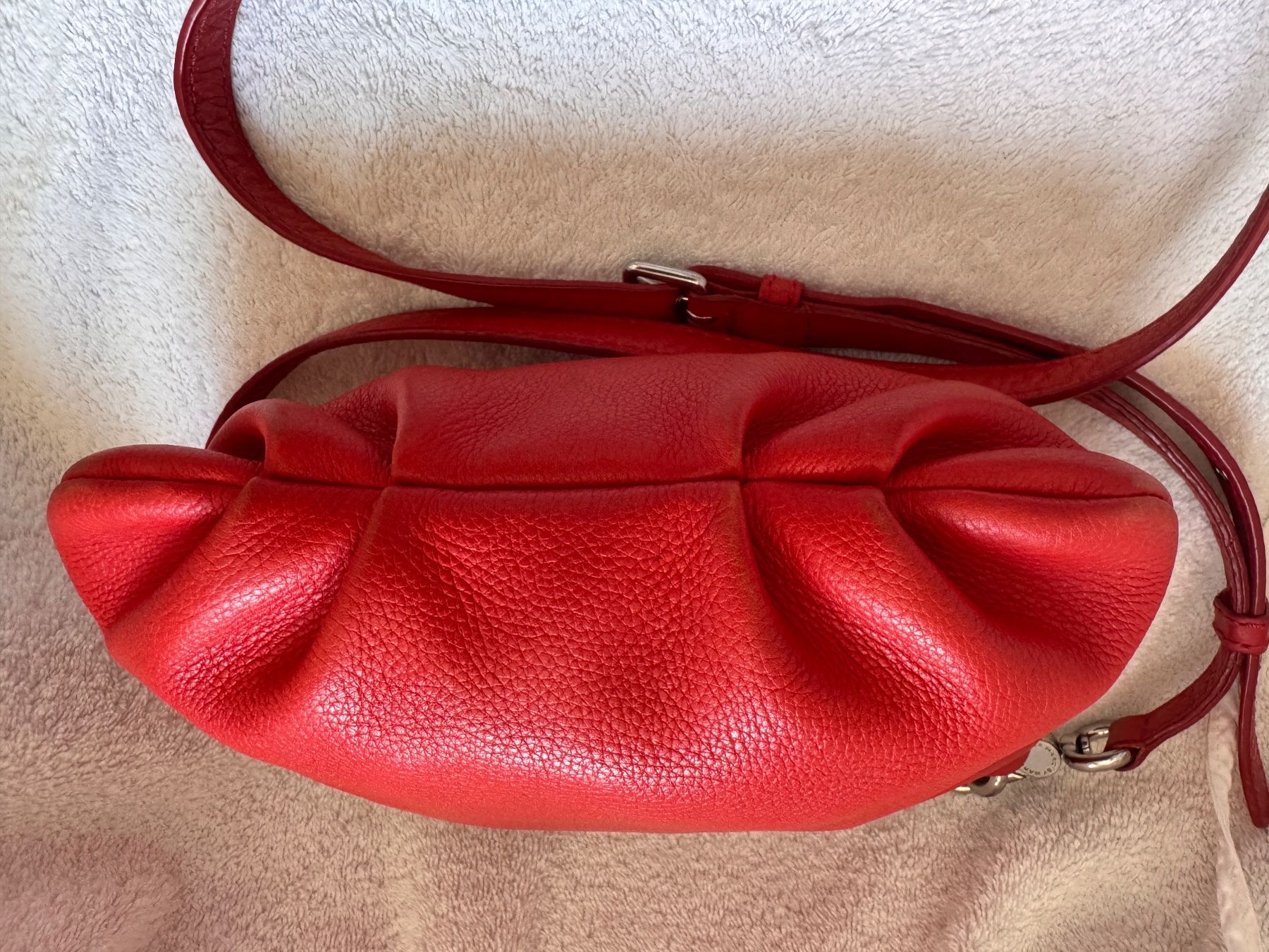 Marc Jacobs Taschen für Damen: Marc Jacobs rote Leder Handtasche-Umhängetasche – Gebraucht aus Heerbrugg von dwfg 4