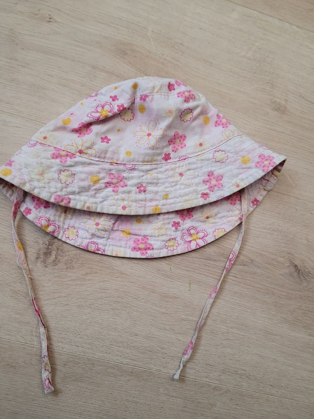 Altro abbigliamento per bambina: Sonnenhut ca. Gr.80 – Usato da Lupsingen venduto da sta_wgg5