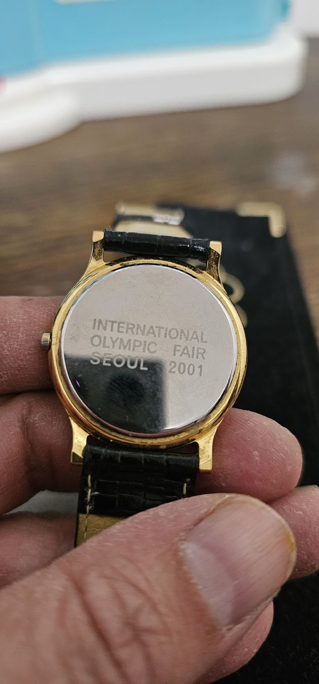 Orologi: montre olimpic neuf – Nuovo e nell'imballaggio originale da Lausanne venduto da Delaquinta88 1