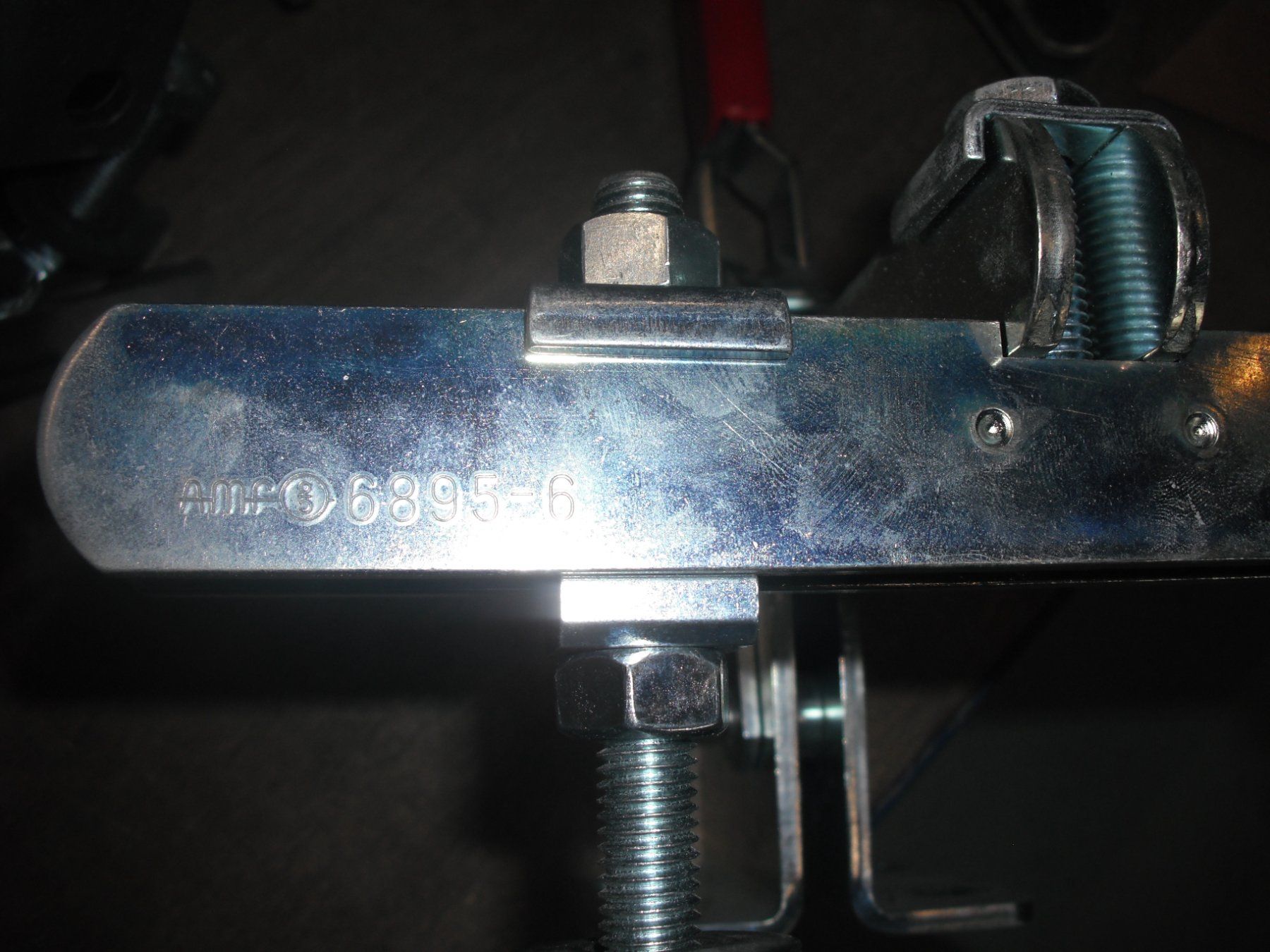 Accessori Trattori &Veicoli agricoli: AMF Senkrechtspanner 6800-6 mit Schwenkarm, Spanner – Usato da Koblenz venduto da 70tschibu 3
