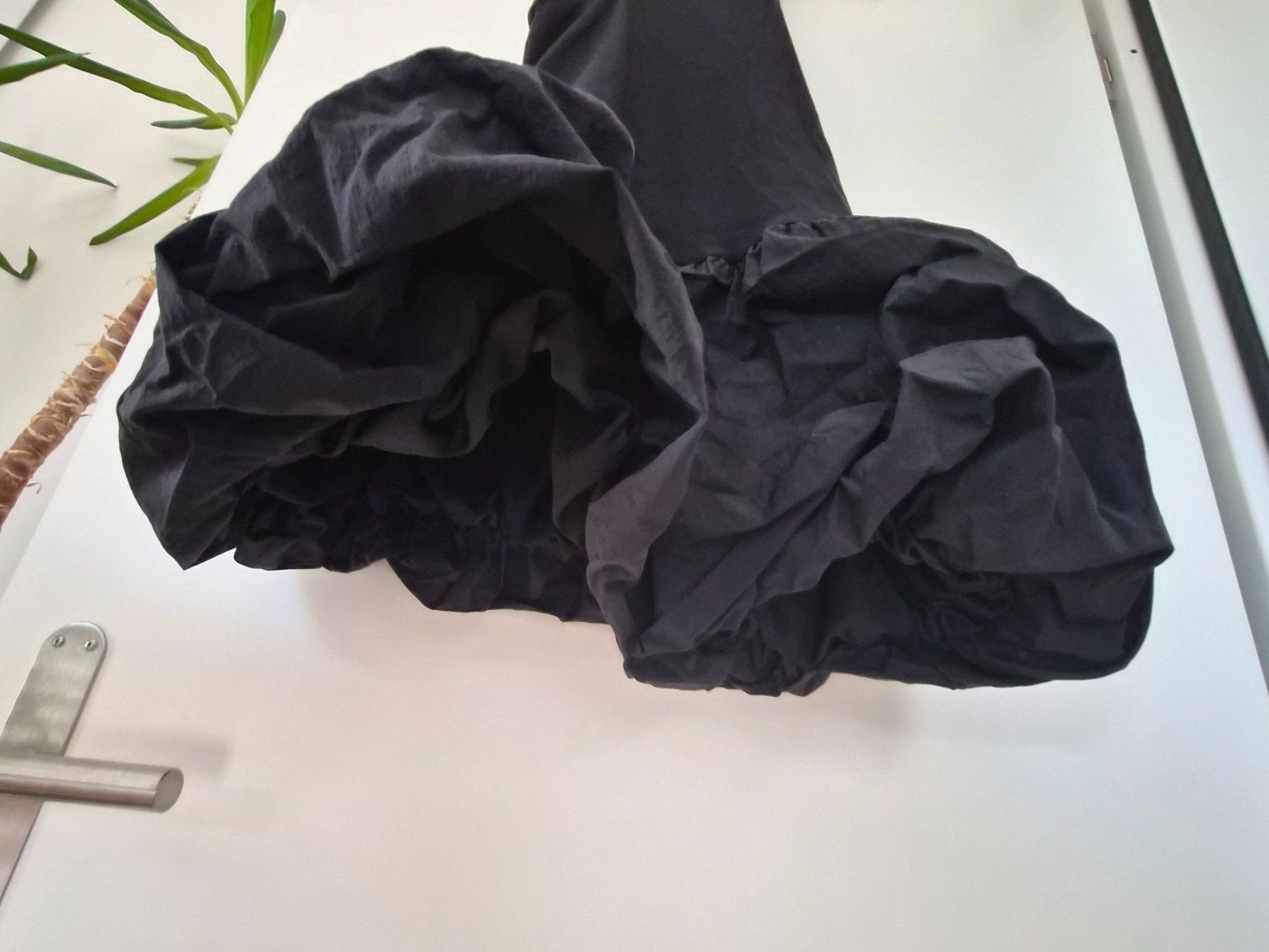 H&M Vestiti: Kleid H&M Schwarz mit Ballonjup Gr M – Usato da Rotkreuz venduto da Tom_1984 2