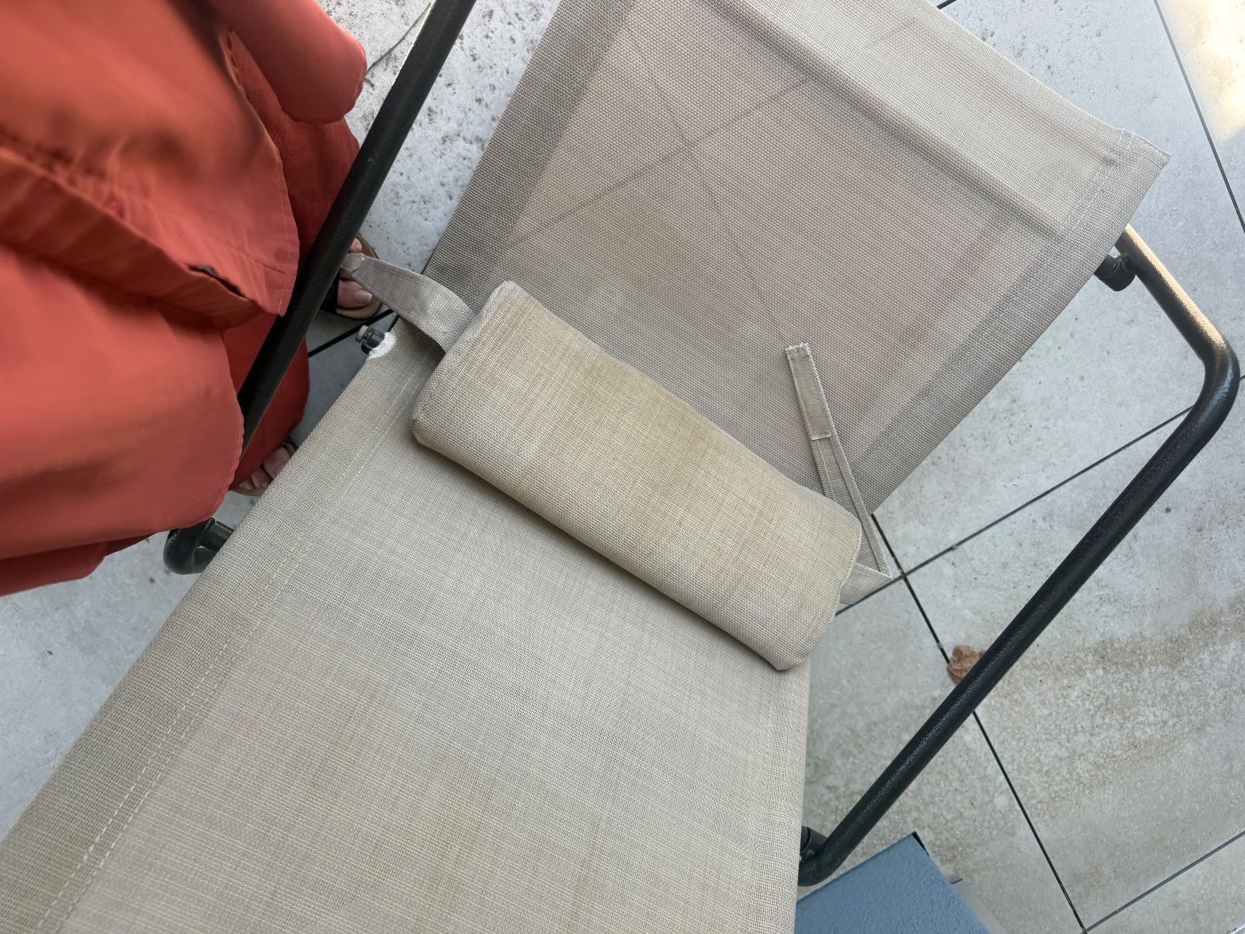 Liegen & Liegestühle: 2 Chaises à bascule pour terasses – Gebraucht aus Montreux von haf_kz86 2