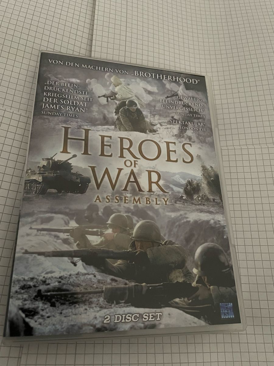 Tutti i DVDs: Heroes Of War – Usato da Winterthur venduto da Cobraforce