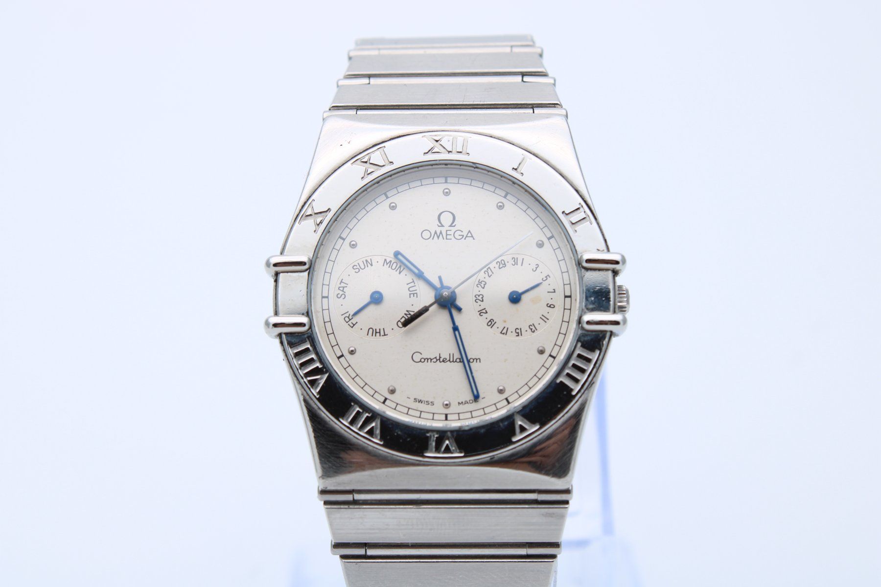 Omega Orologi: Omega Constellation Manhattan Month-Date Stahl ref. 3961070 – Usato da Brüttisellen venduto da Alphawatch 1